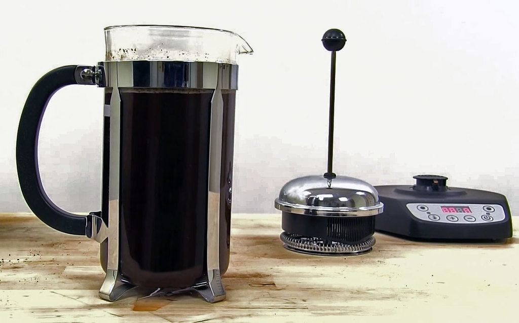 Coffee-making-with-french-press Coffee making with french press